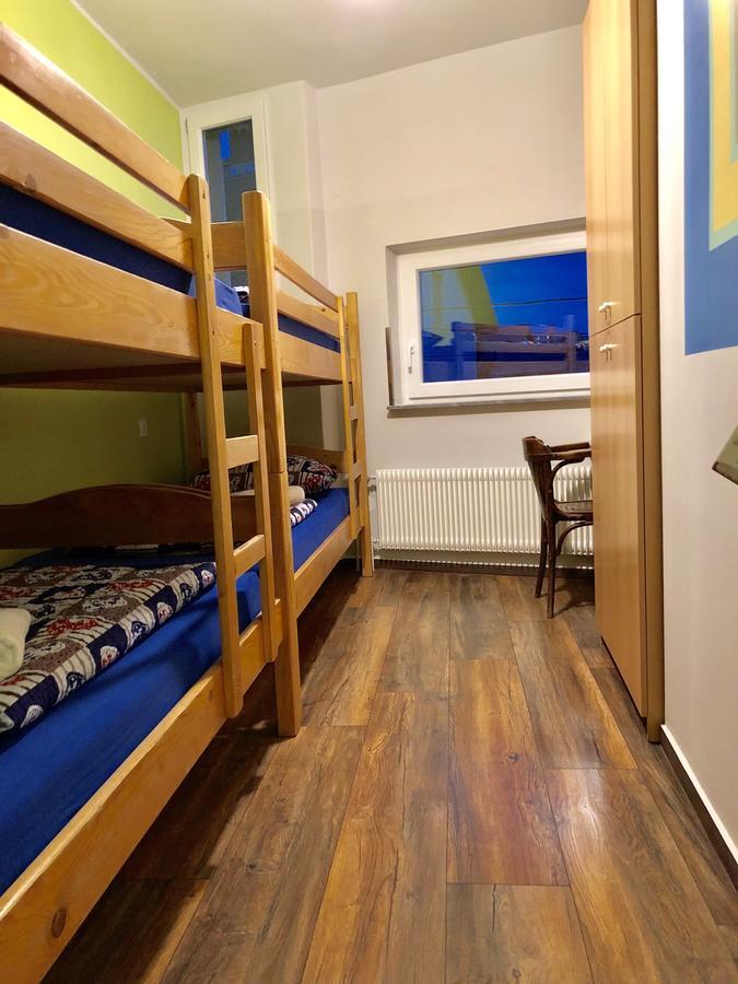 Aladin Hostel Liubliana Exterior foto